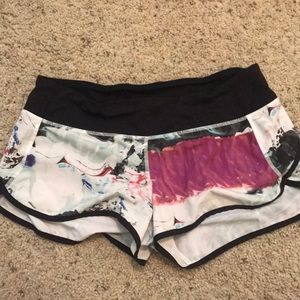 Lululemon 2” speed shorts